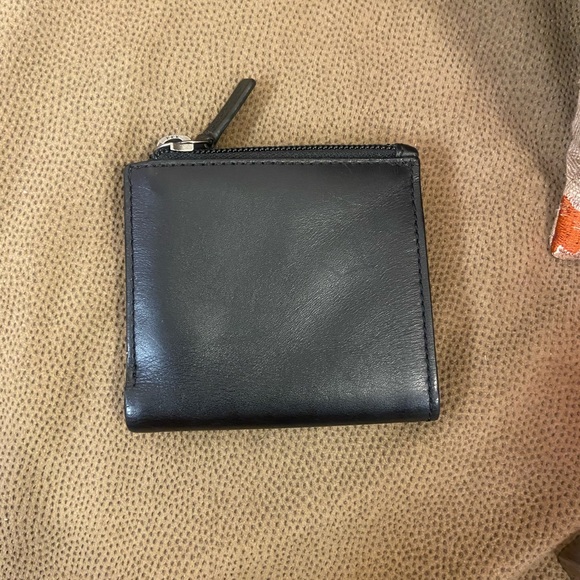 ⚠️Clearance ⚠️ FOSSIL | CLASSIC BLACK WALLET - Picture 2 of 8